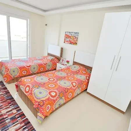 Cuitar Lux * Alanya